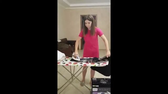 Тестирование парогенератора Philips PerfectCare Elite Plus GC9670 на худи из плотного трикотажа смотреть онлайн