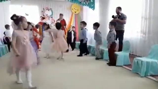 Бал в царском дворе. смотреть онлайн