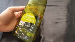 Dalan D'Olive Shower Gel honest review | Body Care | shower gel review  | best for dry skin