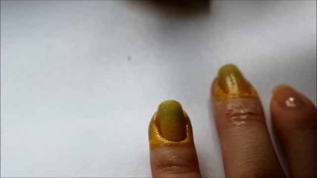 Taśma w płynie - Miss Sporty Peel Off Base Coat i klej Ombre Nails смотреть онлайн