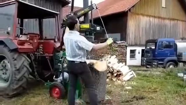 Навес на трактор для колки дров смотреть онлайн