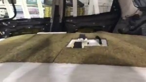Виброизоляция дверей на Мазда СХ-7. На этом этапе штатная акустика перестанет играть "на улицу"