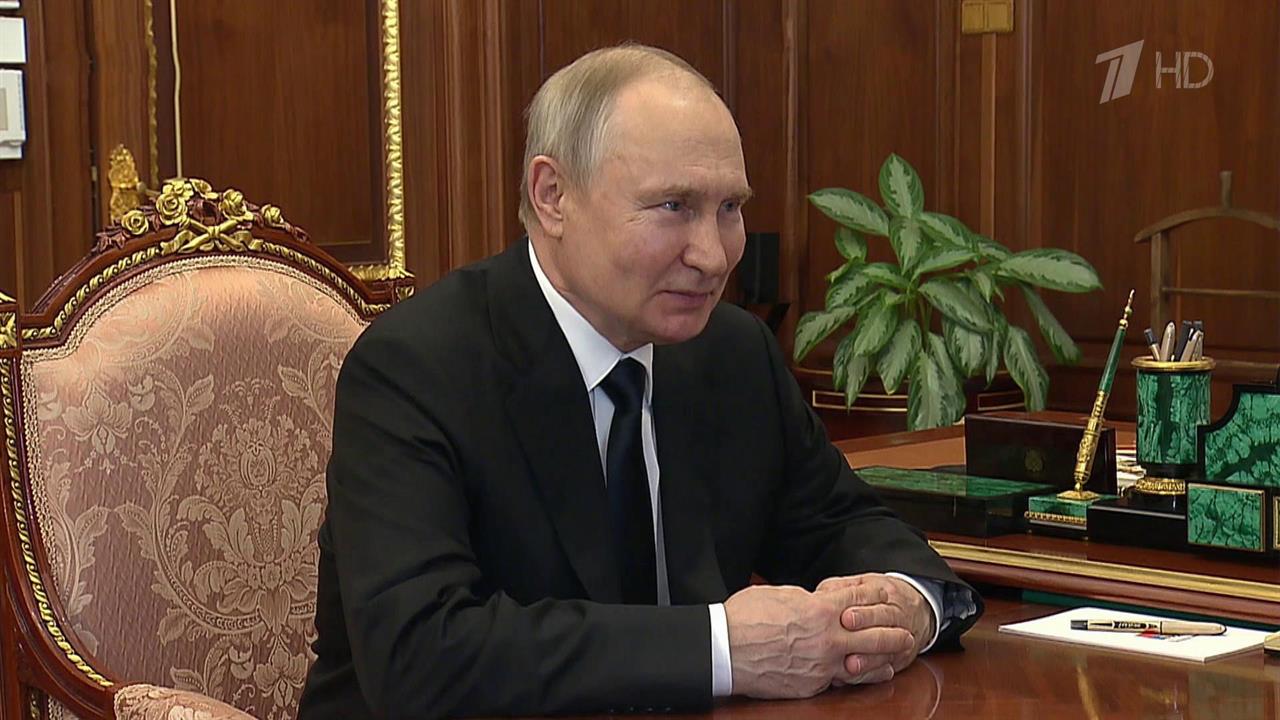 Модернизацию первичного звена здравоохранения Владимир Путин обсудил с Михаилом Мурашко