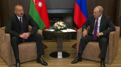 Владимир Путин обсудил развитие сотрудничества с президентом Азербайджана