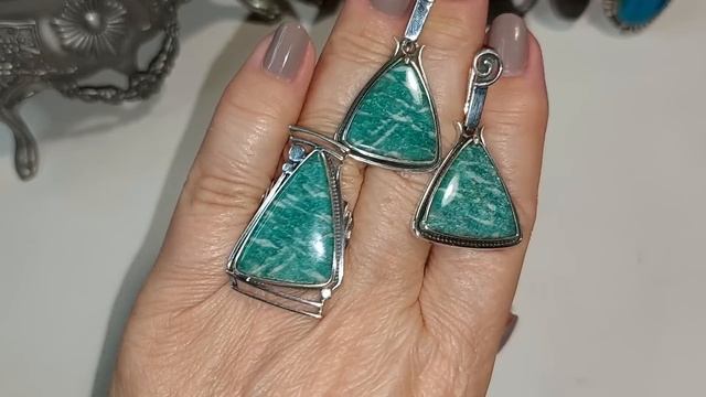 146. Шикарные лабрадоры, солнечник, амазонит, хризоколла и др.камни в серебре???? смотреть онлайн