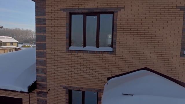 Коттедж из кирпича площадью 209 м2 в к.п. "Наукоград" смотреть онлайн