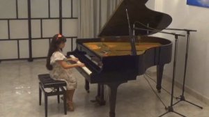 Layla Ibrahim (8 years old) playing Bach's beautiful Minuet in G major