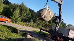 Перевезли валуны Манипулятором - Ландшафт улучшился