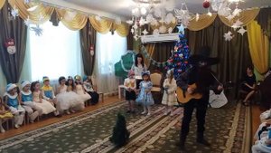 Карабас Барабас на утреннике у ребят. г. Избербаш