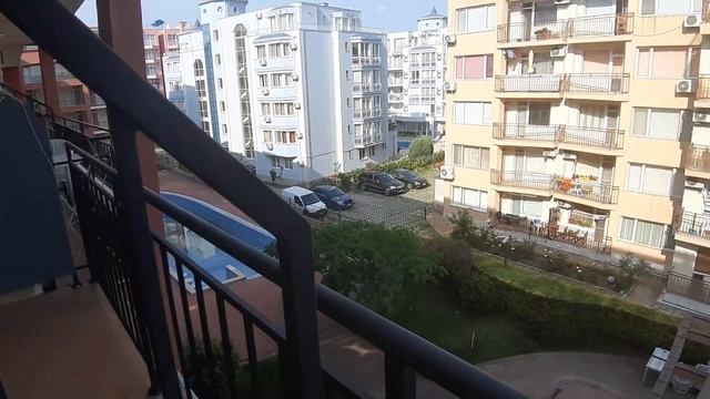 Продается меблированная студия с видом на бассейн Сансэт бич Солнечный берег Болгария