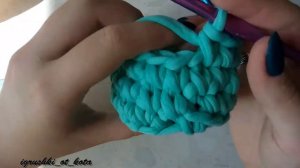 Стаканчик крючком из трикотажной пряжи