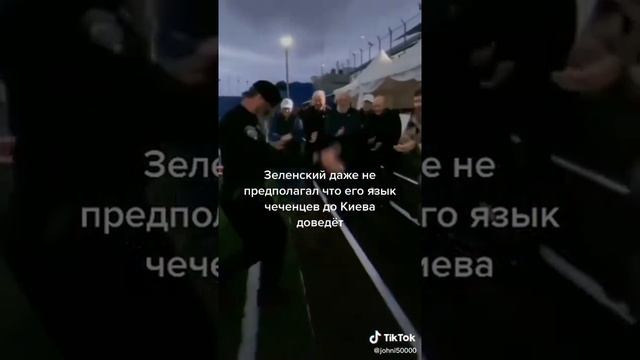 Солдат Танцует !