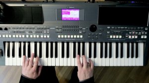 "Три тополя", А. Пахмутова, Yamaha PSR s670, их к/ф «Три тополя на Плющихе» (записано в 2021 году).