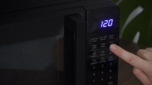 Hisense Freestanding Microwave H20MOBS3HG