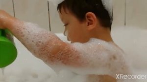 Вот так я моюсь в ванной.а как вы моетесь мои друзья