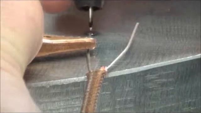 Сварка термопарных выводов к плите из углеродистой стали и плите с инконелевым покрытием смотреть онлайн