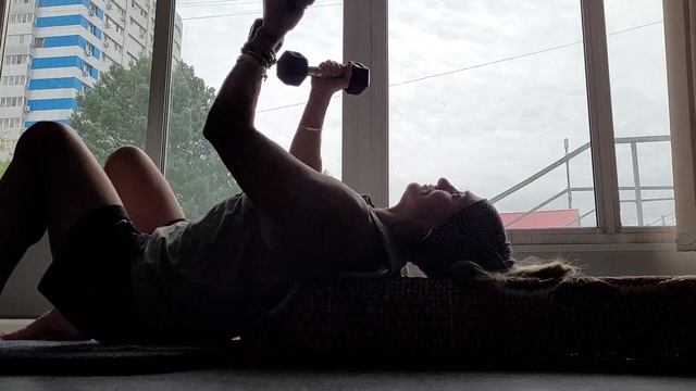 V_отжимания,кошачьи отжимания,V_жим.упр_я на трицепс смотреть онлайн