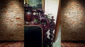 Кресло - трон из красного дерева.