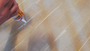 Щели в паркете или деревянном полу | Как убрать щели в полу?