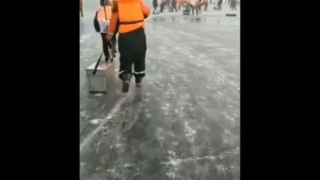 Я РЖАЛ ДО СЛЕЗ // пьяные на рыбалке 2021 / приколы на рыбалке / Трофейная рыбалка смотреть онлайн