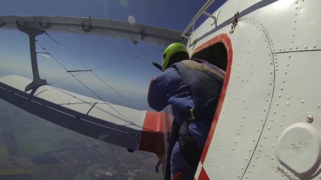 11.08.2018 Контрольный прыжок (после перерыва) с попытками выйти в сит. DZ 5 Океан смотреть онлайн