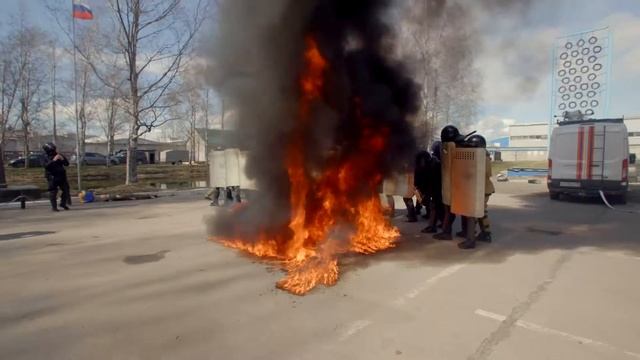 Как применять огнетушители, способы и действия при тушении очагов возгораний и пожаров смотреть онлайн