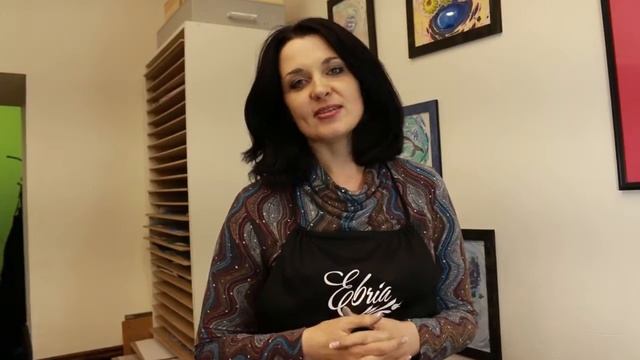 Видеоотзыв Натальи Денисенко о занятиях эбру в Музее рисования на воде "Ebria" смотреть онлайн