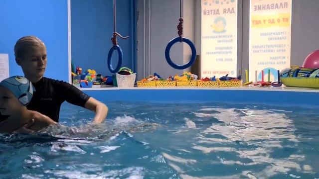 БАССЕЙН В КВАРТИРЕ ????"Аквастар" ПЕРВОЕ ЗАНЯТИЕ НА ПАРНАСЕ ВГ13 САНКТ-ПЕТЕРБУРГ смотреть онлайн