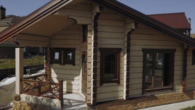 Баня из кедрового лафета. Норвежская рубка под углом 45 градусов! смотреть онлайн