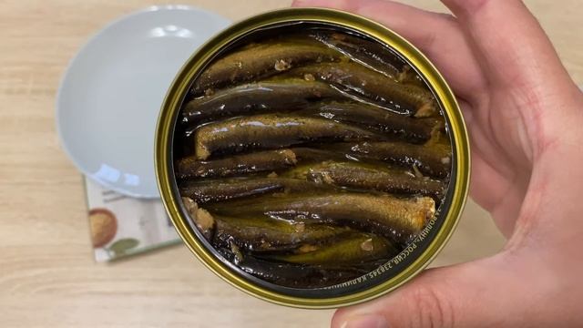 ШПРОТЫ ИЗ БАЛЬТИЙСКОЙ КИЛЬКИ | ОБЗОР ШПРОТ В МАСЛЕ | РЫБНОЕ МЕНЮ | ЗА РОДИНУ