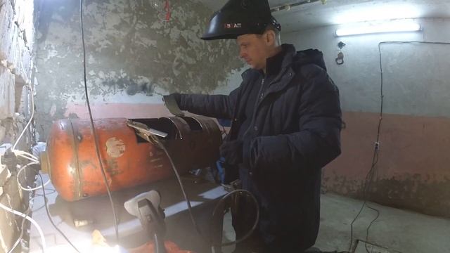 Печь на отработке. От А до Я. Печь из старого газового баллона.