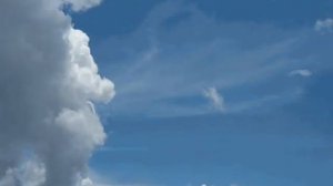 ОБЛАКА -авторская песня Нины Вараксиной, поёт Юрий Старцев