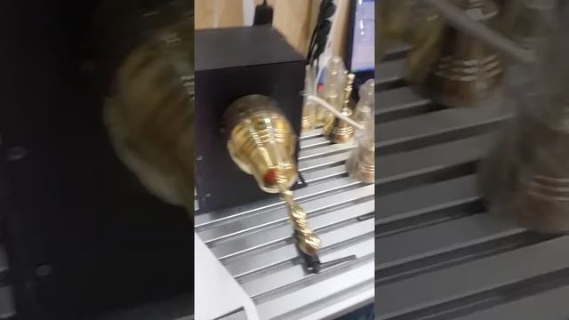 Гравировка колокольчиков на выпуск