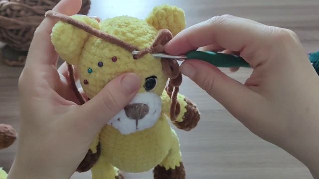 Грива для льва вытянутым петлями. смотреть онлайн