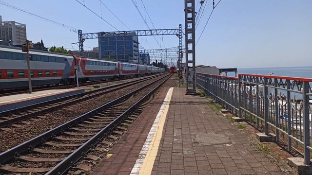Электропоезд ЭС1 Ласточка Краснодар - Роза Хутор | Большой Сочи Курортный городок платформа Извести