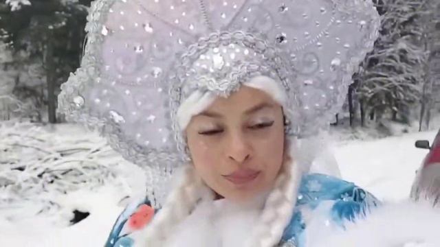 Они сделали прививки оленям. Дед Мороз и Снегурочка #аниматоры #аниматорымосква
