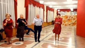 Музыка играет громко. 25.11.