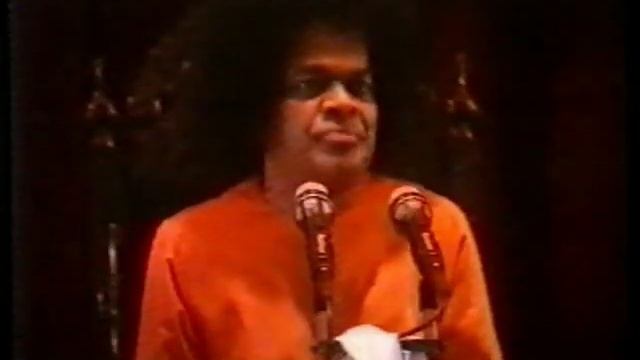 1996 05 21 Беседа Бхагавана Шри Сатья Саи Бабы об Образовании смотреть онлайн