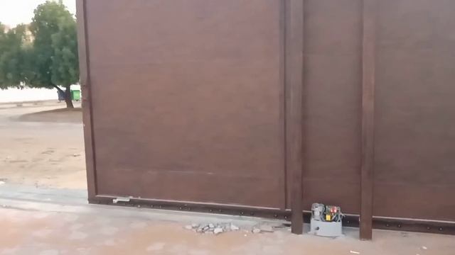 NICE 1500 THORE  HEAVY DUTY SLIDING GATE OPERATOR SYSTEM SIMPLE INSTALLATION