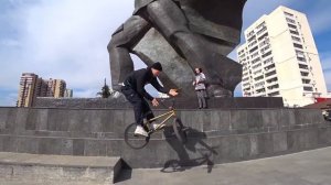 Опасные трюки на бмх...