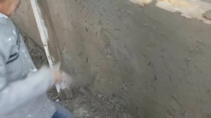 Штукатурка цпс цоколя старого сельского домика