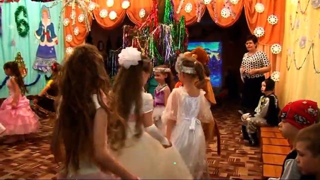 Новый год - 2016 в группе №7 Детский сад "Сказка" г.Нефтегорск смотреть онлайн