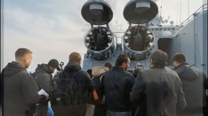 РАКЕТНЫЙ КРЕЙСЕР ( МОСКВА ) MISSILE CRUISER ( MOSCOW )