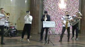 Музыка в метро Курская. группа Geon s Five 05.03.2024