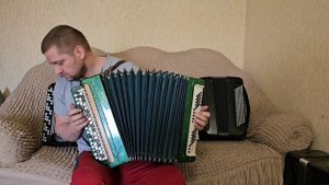 этюд порвал всех!!)) сравнение Московских и Тульских баянов)
