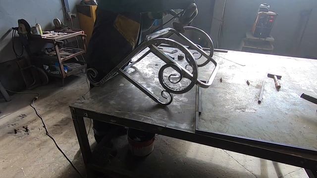 Красивое Изделие из ПРОФИЛЬНОЙ ТРУБЫ + ЧЕРТЁЖ. Холодная ковка изготовление качелей своими руками
