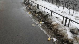 На Кирилловской неделю не убирают мусор! Санкт-Петербург