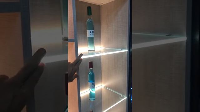 glass corner profile lighting effect