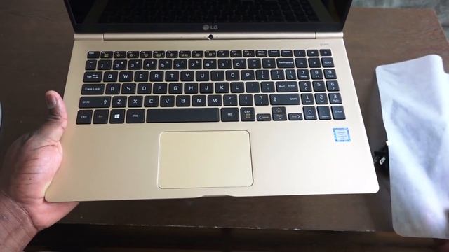 LG Gram 15 Unboxing & Mini Review смотреть онлайн