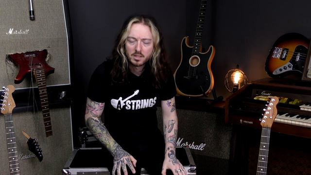 Fender Acoustasonic: We have questions! смотреть онлайн